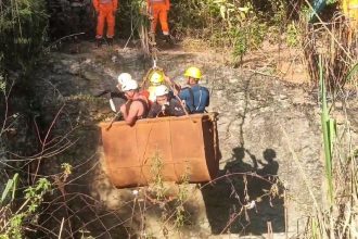 Army joins rescue operation to save nine labourers trapped in Assam coal mine