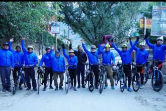 Retired Army officers cycle from Uttarkashi to Mahakumbh, promoting plastic-free Ganga