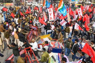 BPSC re-exam underway in Patna amid protests; Prashant Kishor alleges corruption