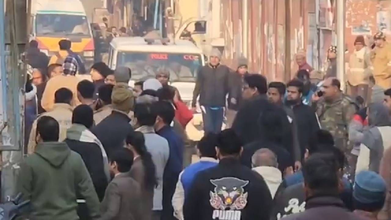 Over 50 feared trapped after wooden platform collapses during Nirvana laddu festival in UP’s Baghpat