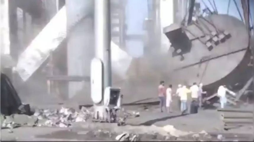 30 trapped as chimney collapses at Mungeli steel plant in Chattisgarh