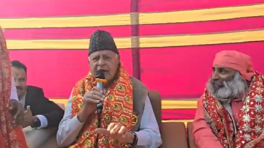 WATCH: Farooq Abdullah sings popular ‘Tune Mujhe Bulaya Sherawaliye’ bhajan in Katra