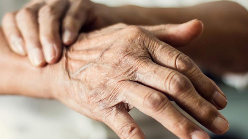 Man dies of Guillain-Barre Syndrome in Maharashtra as cases tops 100; govt issue do’s and don’ts 1 Man dies of Guillain-Barre Syndrome in Maharashtra as cases tops 100; govt issue do’s and don’ts