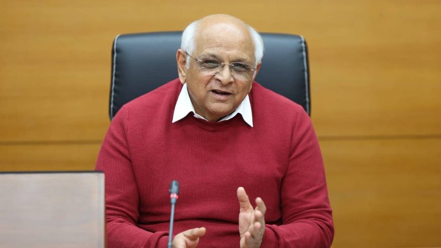 Gujarat govt allocates Rs 294 crore for expanding roads across regions