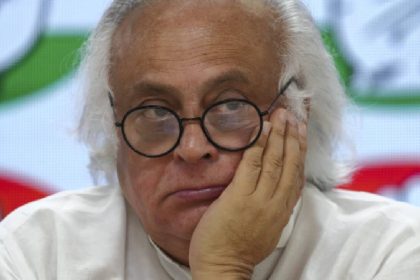 Election rule amendments: SC issues notice to Centre, ECI on Jairam Ramesh’s plea