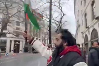 Pro-Khalistan protesters clash with Indian diaspora in London, disrupt Republic Day celebrations | Watch