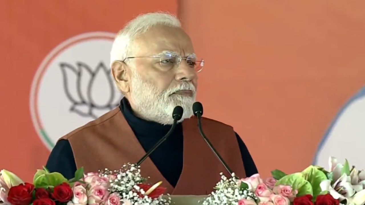Delhi elections: PM Modi slams AAP, urges people to give BJP a chance
