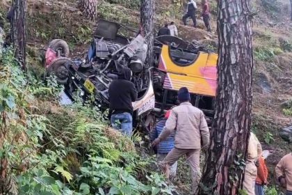 Pauri Bus Accident: Grieved villagers demand road widening to halt future tragedies