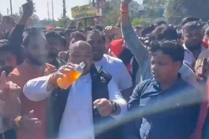 Pithampur protests against Union Carbide waste disposal, two attempt self immolation
