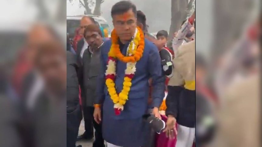 Delhi Assembly Election: BJP’s Parvesh Verma booked for shoe distribution at Temple