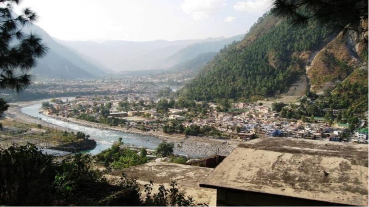 Uttarakhand: 3.5 magnitude earthquake hits Uttarkashi, no damage reported so far Uttarakhand: 3.5 magnitude earthquake hits Uttarkashi, no damage reported so far