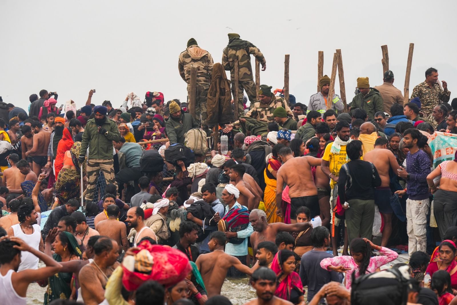 Maha Kumbh 2025: Devotees take holy dip on Mauni Amavasya – See Pics 8 WhatsApp Image 2025 01 29 at 13.44.55 3