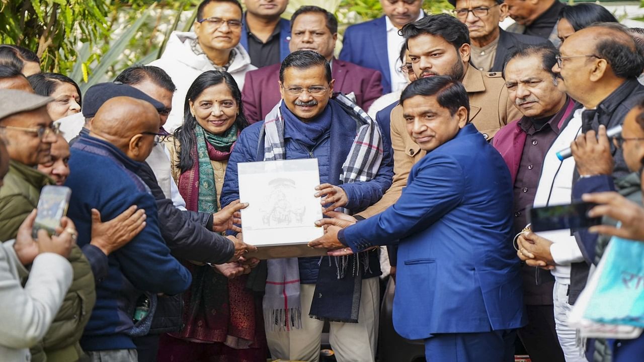 Delhi Assembly Polls: AAP releases list of 40-star campaigners | Details Delhi Assembly Polls: AAP releases list of 40-star campaigners | Details
