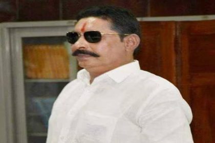 Close shave for ex-MLA of Mokama Anant Singh after gang fires at his convoy in Bihar