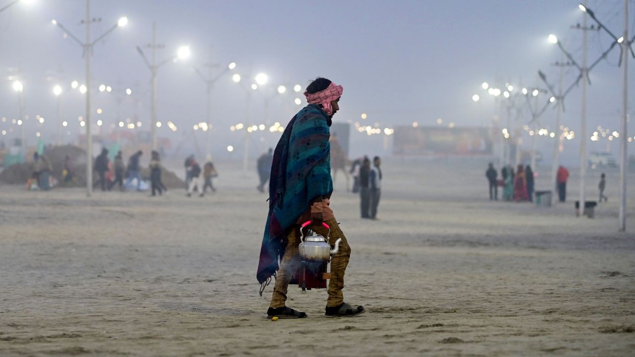 North India continues to reel under severe cold wave; light rain likely today