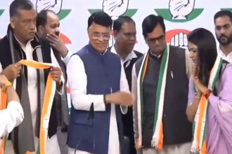 Ex-BJP leader Nighat Abbas, Dashrath Manjhi’s son join Congress