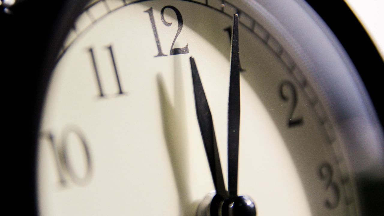 Govt drafts rules mandating exclusive use of IST for all official, commercial purposes Govt drafts rules mandating exclusive use of IST for all official, commercial purposes