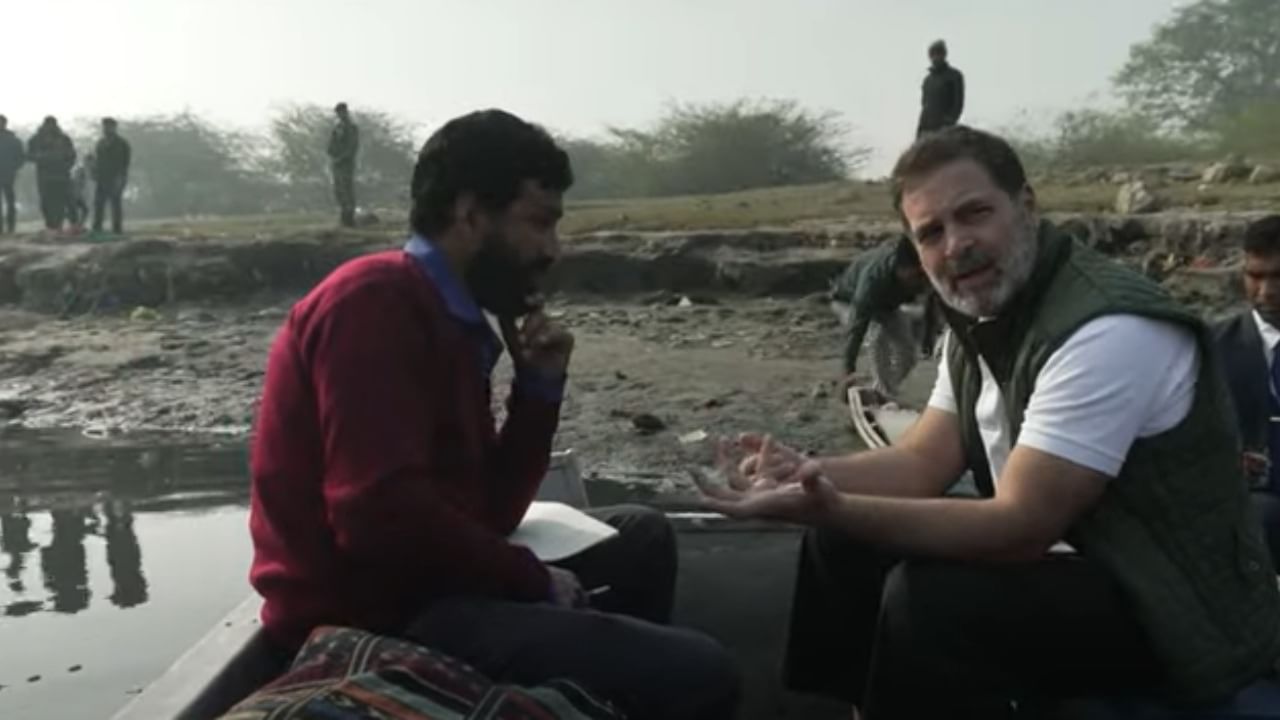 ‘Kejriwal ji, when will you take a dip?’ Rahul Gandhi takes boat ride in Yamuna, questions cleanup promise