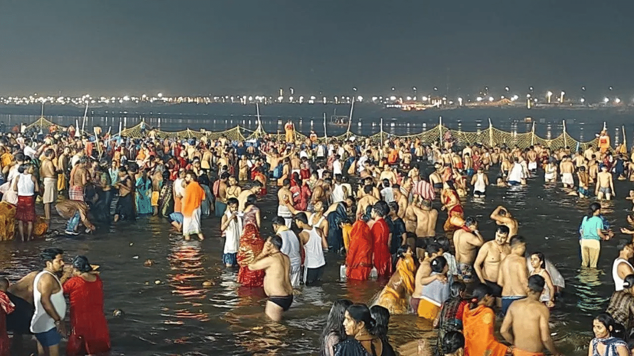 UP Police crackdown on Kumbh Mela misinformation, 54 social media accounts booked