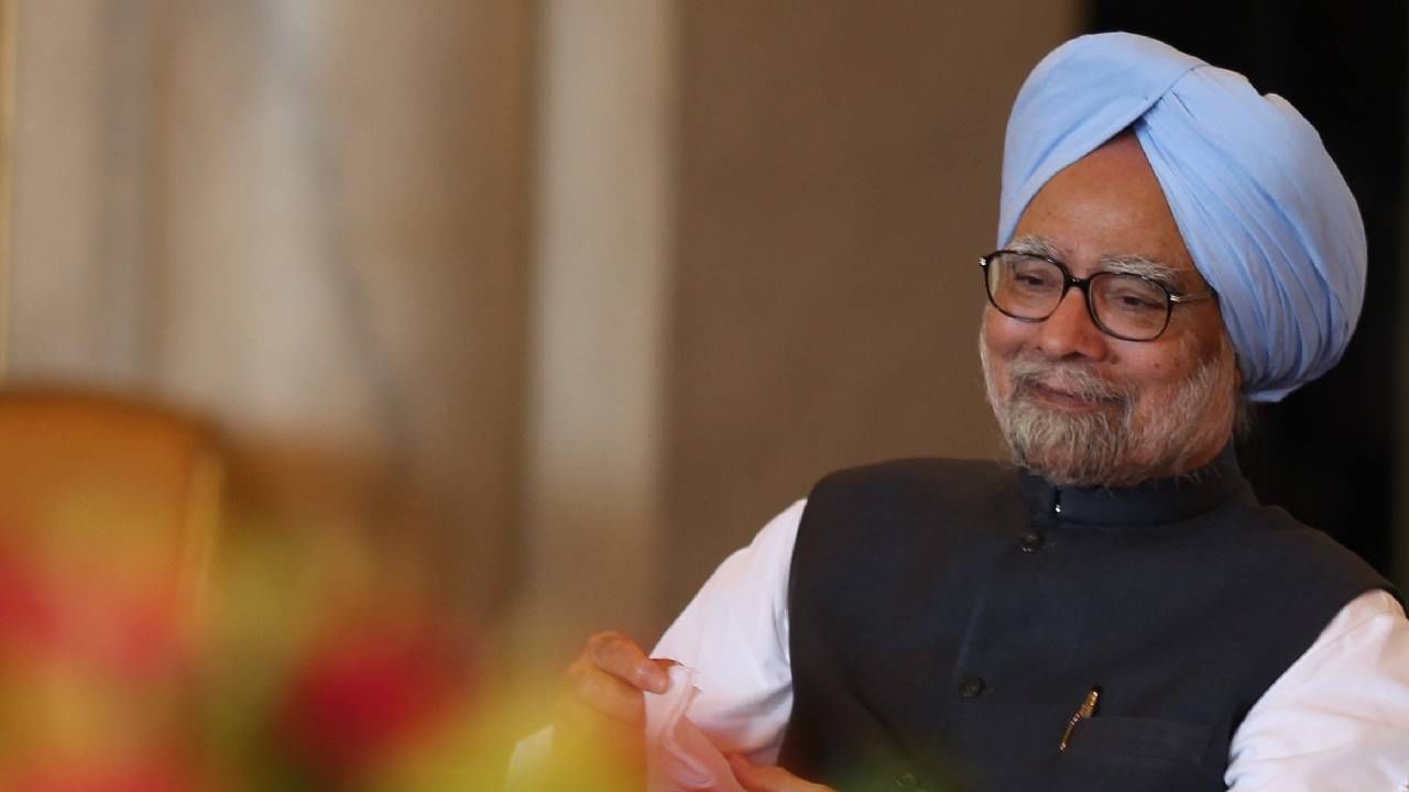 Manmohan Singh memorial next to Pranab Mukherjee’s? Centre offers land in Rajghat