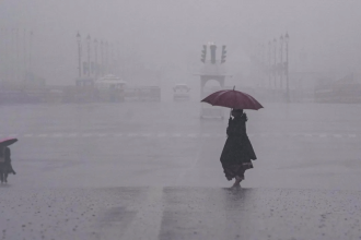 Snowfall in hills, rain in Delhi-UP: North India weather forecast for next 24 hours