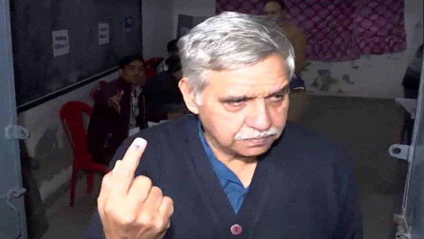 ‘Only I am responsible for this humiliating defeat’: Congress’ Sandeep Dikshit after huge loss 1 ‘Only I am responsible for this humiliating defeat’: Congress’ Sandeep Dikshit after huge loss