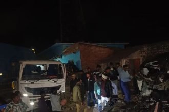 Six killed, three injured in head-on collision between car and truck in UP’s Sonbhadra