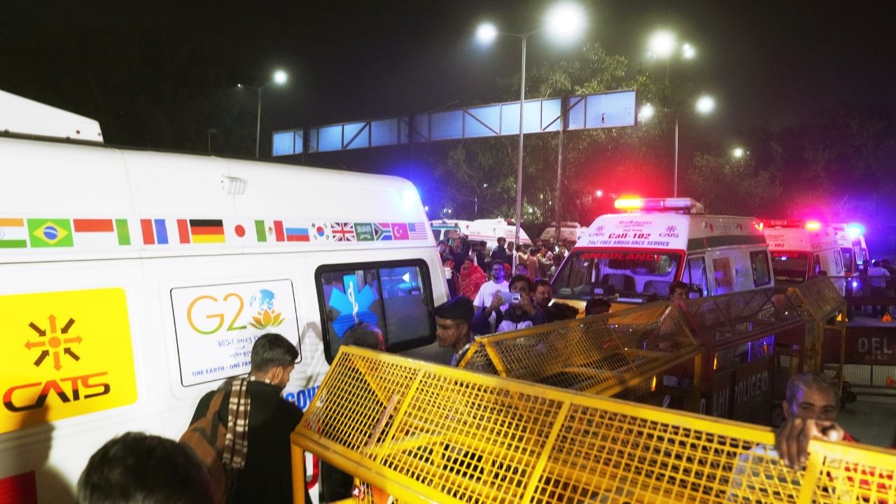 ‘Failure of governance’: Opposition slams govt over New Delhi railway station stampede