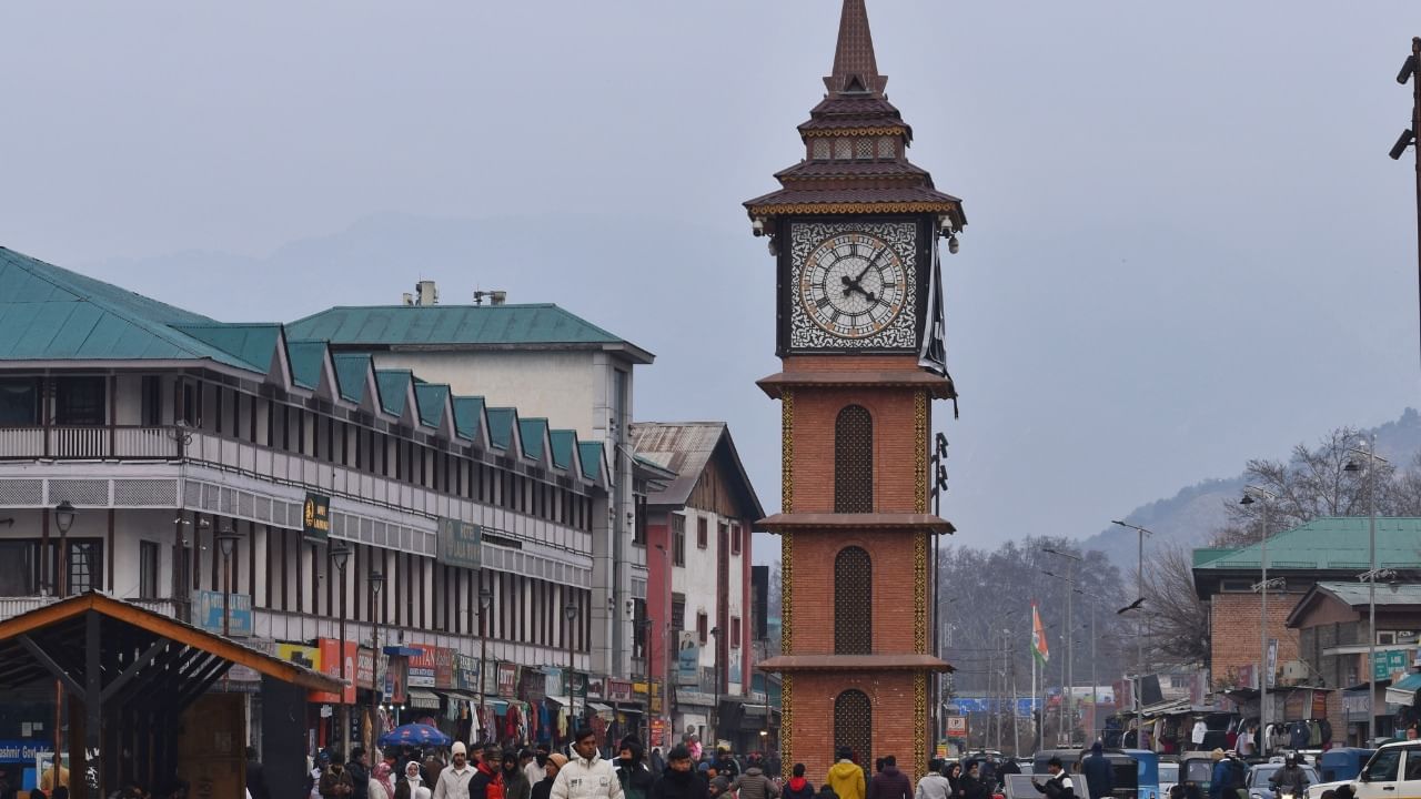 PDP, NC clash over liquor ban in J&K as signature campaign gains momentum
