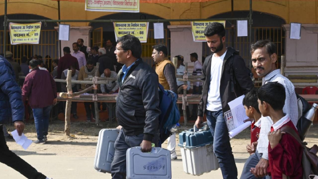 Milkipur bypoll: SP defends stronghold while BJP eyes avenging Faizabad defeat Milkipur bypoll: SP defends stronghold while BJP eyes avenging Faizabad defeat