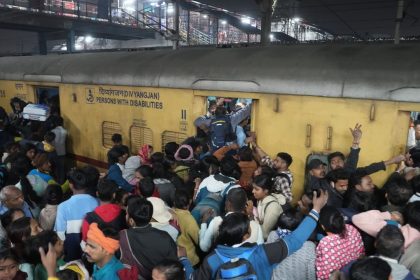 New Delhi railway station stampede: How delayed trains and blocked exits turned deadly