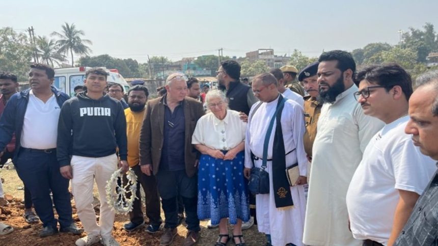 Last wish of Australian man honoured, buried in Bihar’s Munger during 12th visit