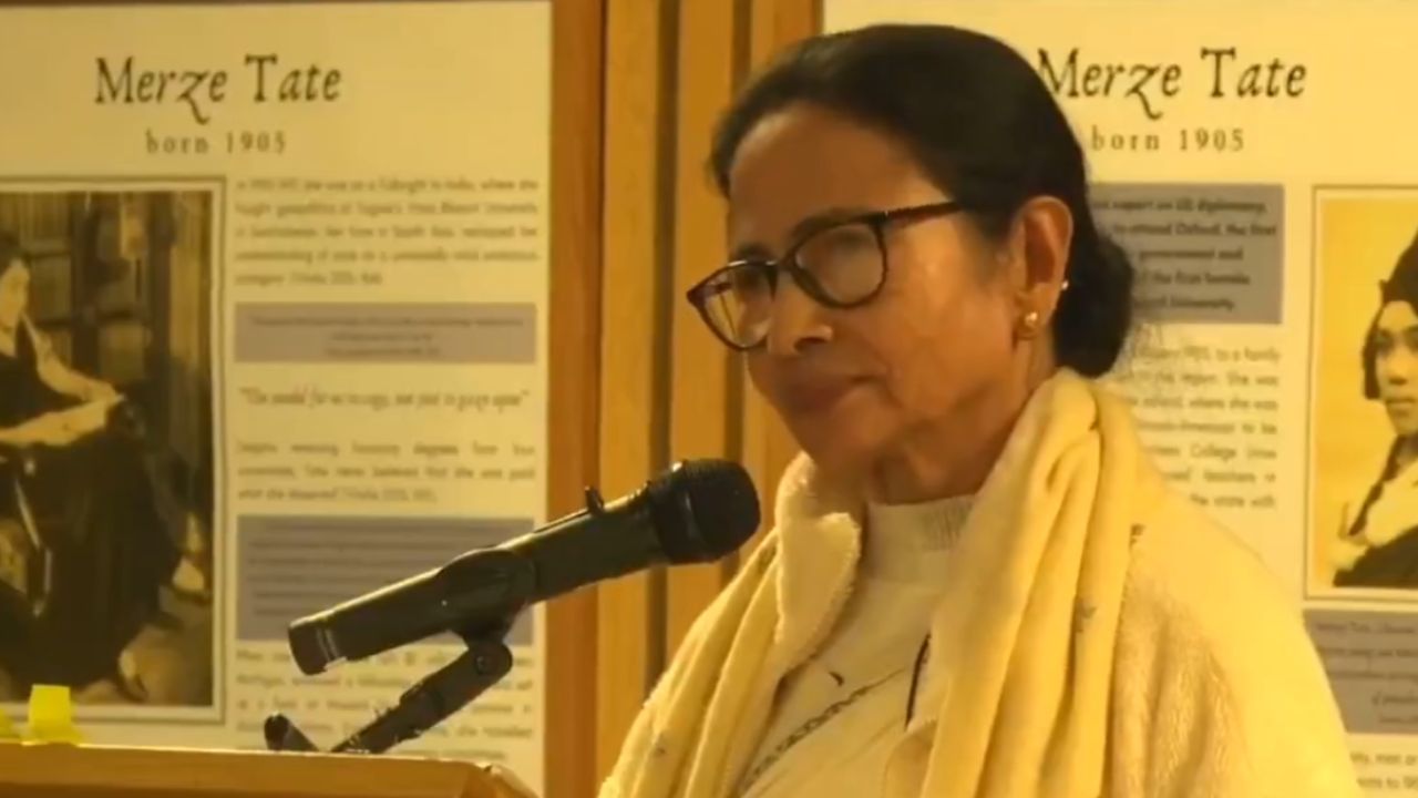 My governance model stands for unity, not discrimination: Mamata Banerjee at Oxford My governance model stands for unity, not discrimination: Mamata Banerjee at Oxford