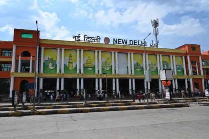 Heavy rush at New Delhi Railway Station amid train delays, officials deny stampede