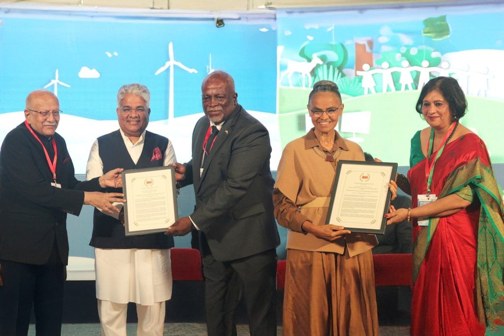 WSDS 2025: Collaboration and Innovation Key to Advancing Sustainability 3 Sustainable Development Leadership Award 2025