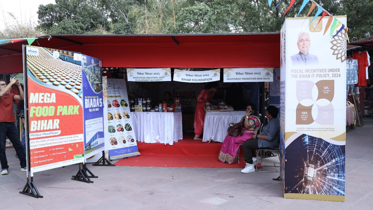Bihar Diwas held with grandeur in Delhi; vibrant fair organised at Dilli Haat Bihar Diwas held with grandeur in Delhi; vibrant fair organised at Dilli Haat