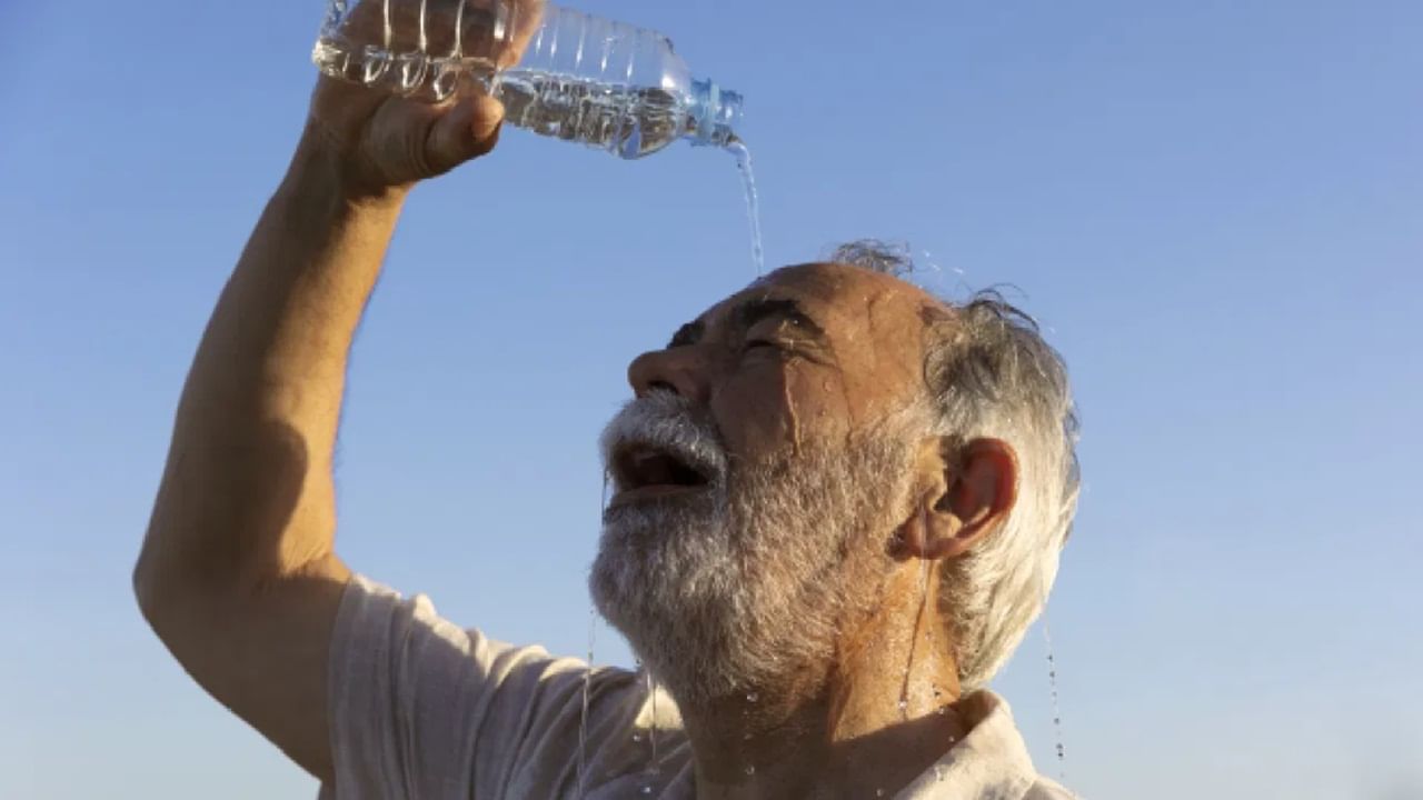 Temperature to soar by 4°C in 3-4 days over most parts of India, warns IMD Temperature to soar by 4°C in 3-4 days over most parts of India, warns IMD