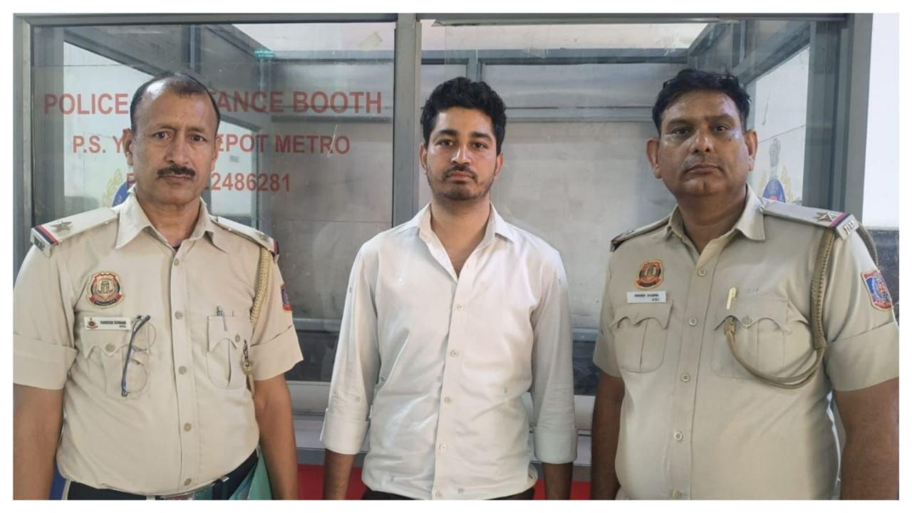 Delhi metro ‘nuisance creator’ apprehended for viral video stunt
