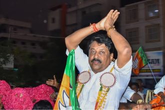 Question of accommodating TTV, OPS will be jointly addressed by BJP, AIADMK: Nainar Nagenthran