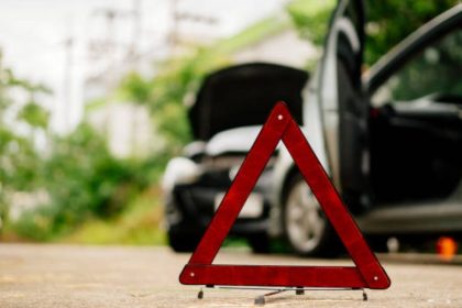 Bengaluru biker killed in car crash as driver distracted by water bottle