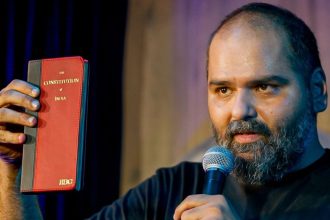 Kunal Kamra de-listed by BookMyShow: Political backlash & free speech debate