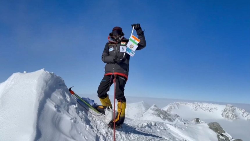 Over 400 climbers from 53 countries get permission to scale Mt Everest this spring