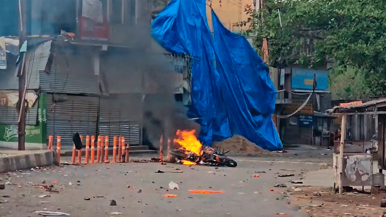 Bangladeshi radicals ‘aided by local leaders’ involved in Murshidabad violence: Intel report