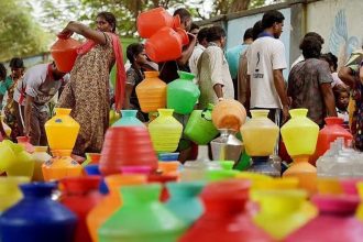Women take to streets protesting acute water crisis in Andhra’s Parvathipuram