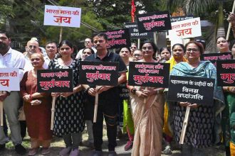 Pahalgam terror attack Live Updates: Amit Shah to hold crucial meeting today