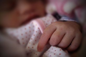 Uttar Pradesh: Four women deliver babies in mobile torch light at health centre, enquiry ordered