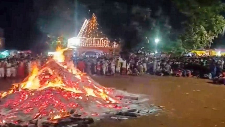Goa stampede: BJP says PMO monitoring situation, Opposition demands probe