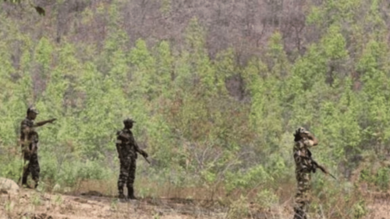 Maoist with Rs 5 lakh bounty killed in gunfight in Jharkhand’s Latehar Maoist with Rs 5 lakh bounty killed in gunfight in Jharkhand’s Latehar
