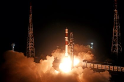 National panel to probe why ISRO rocket failed 7 minutes after liftoff