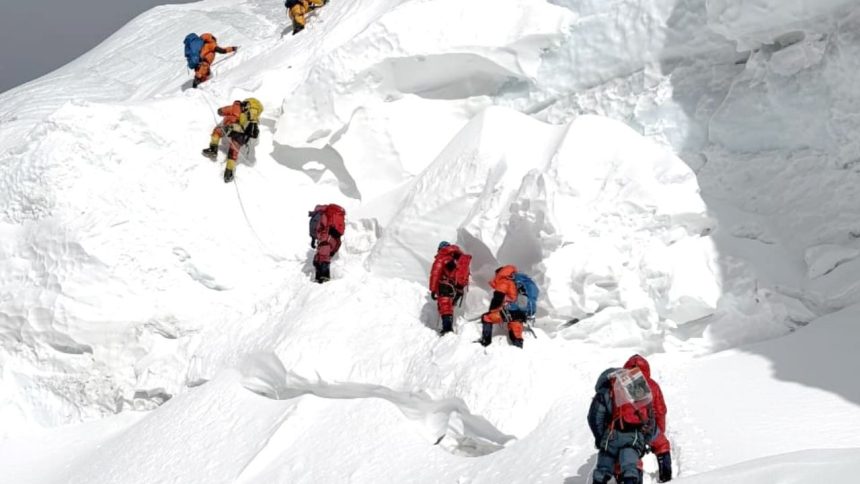 ITBP scales Mt. Makalu in historic first for any CAPF, nears summit of Annapurna